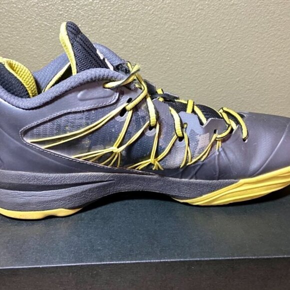 Nike Air Jordan's 2014 CP3 Vll AE Men’s Size US 10 Gray & Yellow Neon - Picture 8 of 11